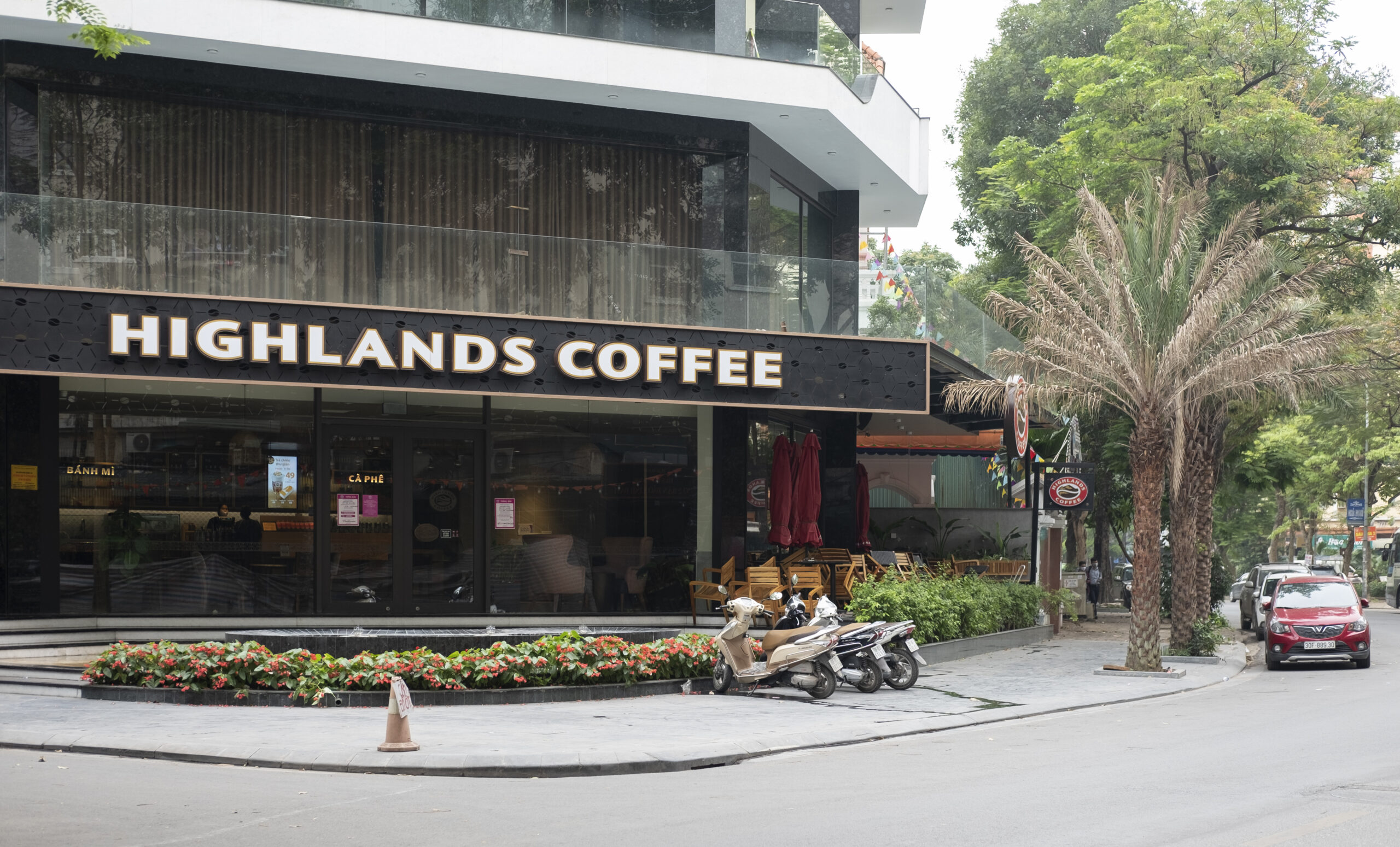 Highlands Coffee is a popular and best coffee shop in Hanoi known for its spacious and comfortable environment