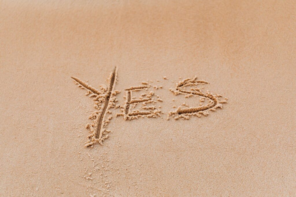 Pronunciation of the Word "Yes" in Vietnamese