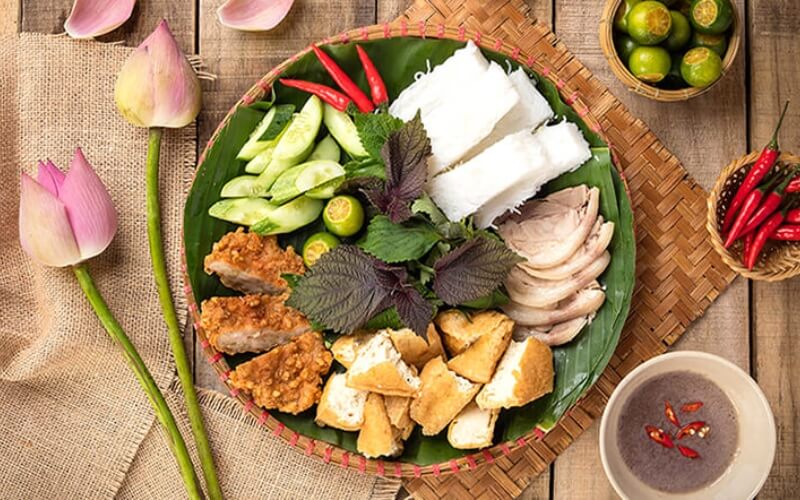 What Makes Northern Vietnam's Lunch Dishes Unique