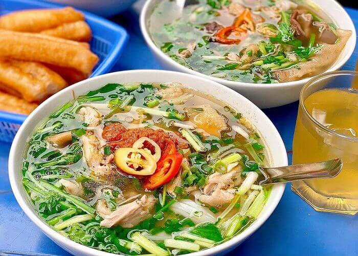 Pho Ga Cham