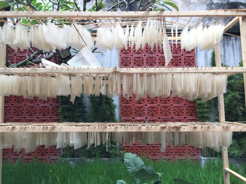 Yen Thai Poonah-paper Making Village is famous for its long-standing tradition of poonah-paper making